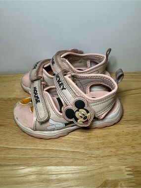 Disney Mickey & Minnie Pink Girls Sandals Toddler 6 Summer Playwear Daycare